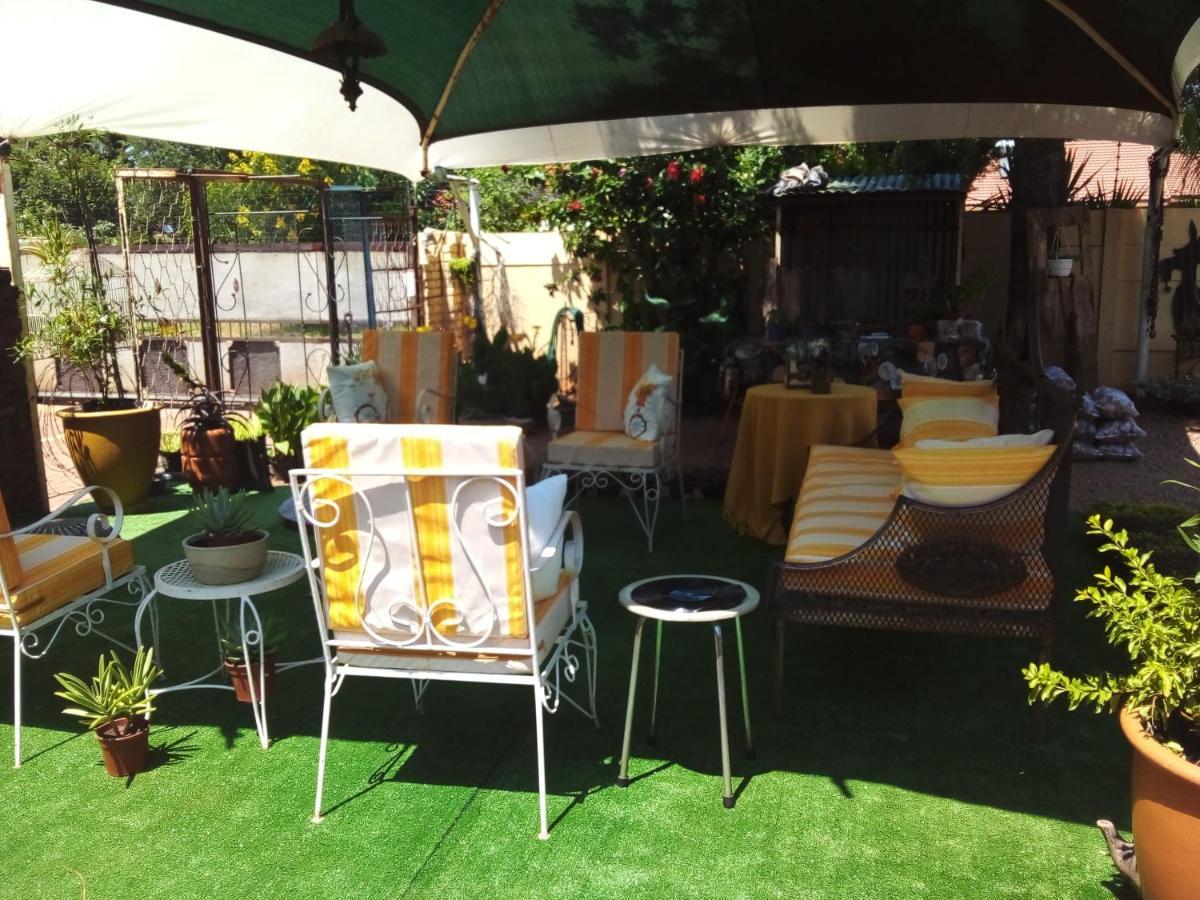Africas Eden Guesthouse Mookgophong Dış mekan fotoğraf