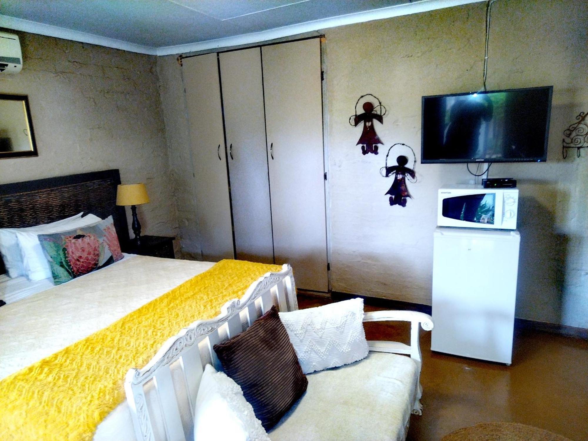 Africas Eden Guesthouse Mookgophong Dış mekan fotoğraf