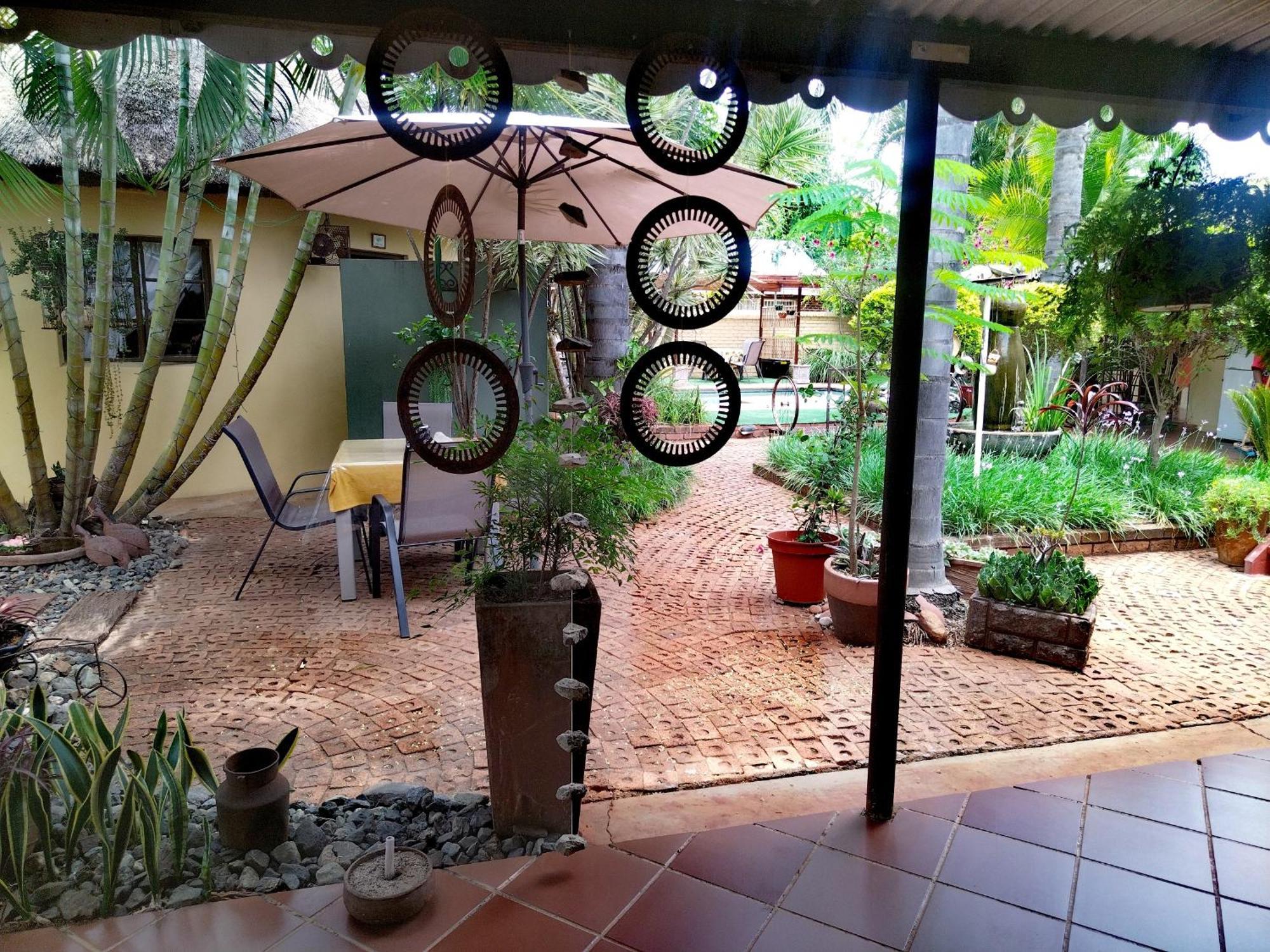 Africas Eden Guesthouse Mookgophong Dış mekan fotoğraf