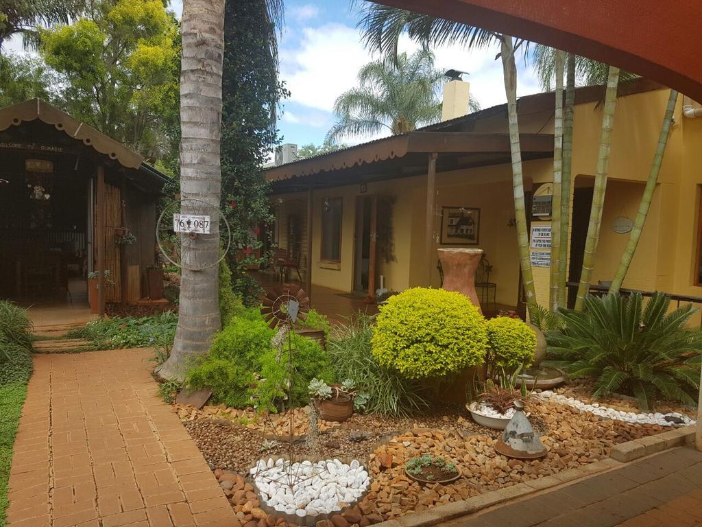 Africas Eden Guesthouse Mookgophong Dış mekan fotoğraf