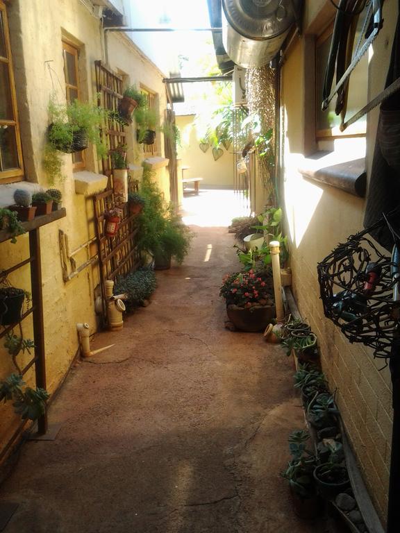 Africas Eden Guesthouse Mookgophong Dış mekan fotoğraf