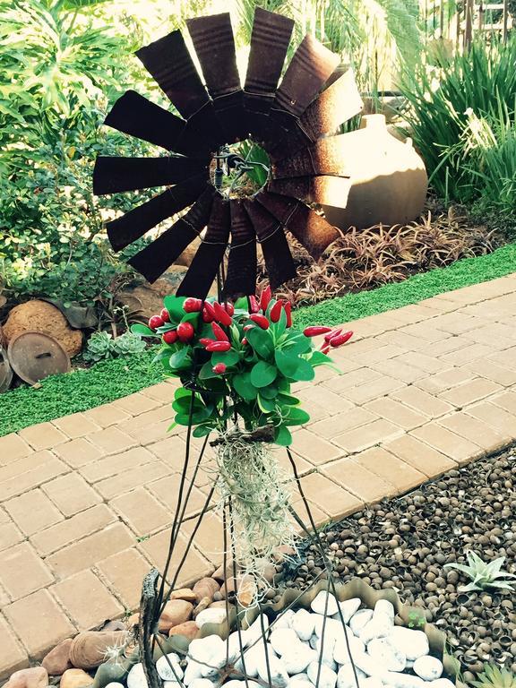 Africas Eden Guesthouse Mookgophong Dış mekan fotoğraf
