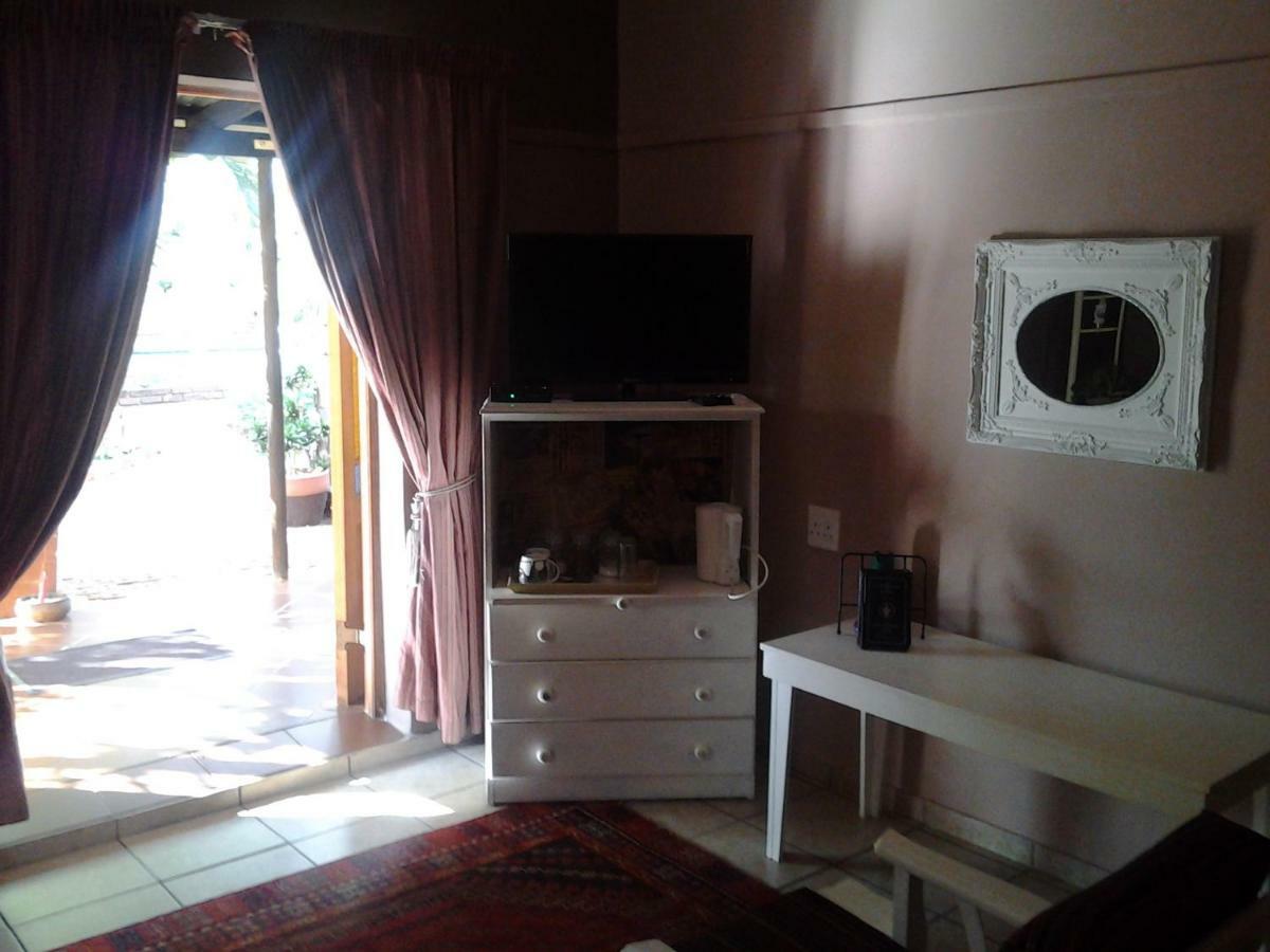 Africas Eden Guesthouse Mookgophong Dış mekan fotoğraf